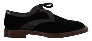Exotische Lederschuhe aus schwarzem Samt