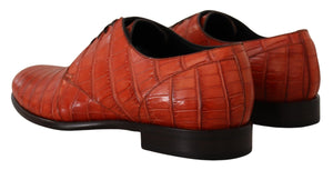Orangefarbene Derby-Schuhe aus exotischem Leder