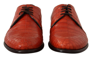 Orangefarbene Derby-Schuhe aus exotischem Leder