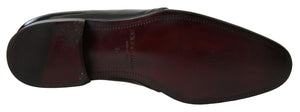 Schwarze Lackleder-Schuhe