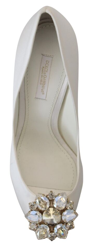 Satin Pumps mit weißem Kristall-Absatz