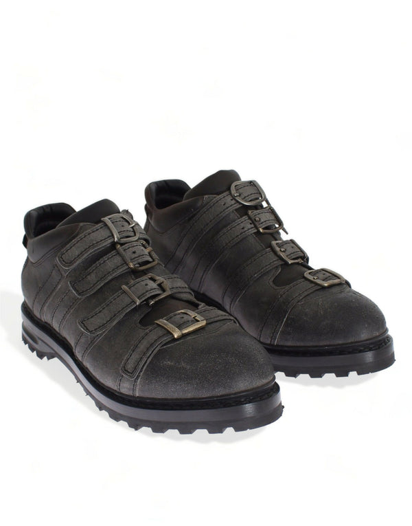 Graue Leder Knöchelriemen Schuhe Stiefel