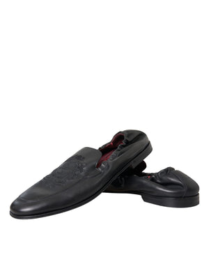 Schwarzes Logo besticktes Leder Loafer Männer Kleid Schuhe