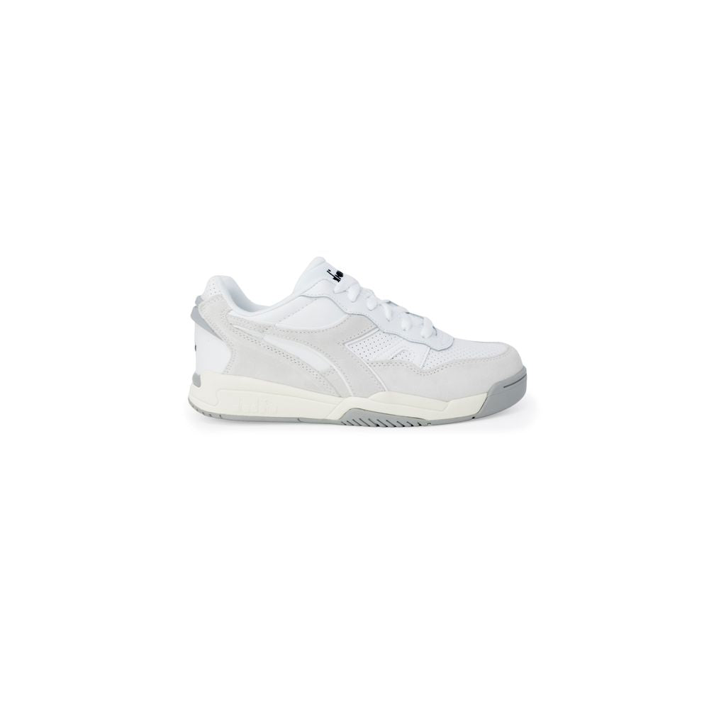 Weiße Sneaker aus Kunstleder
