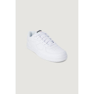 Weiße Sneaker aus Kunstleder