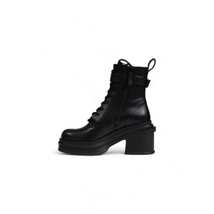 Schwarzer Polyester-Stiefel