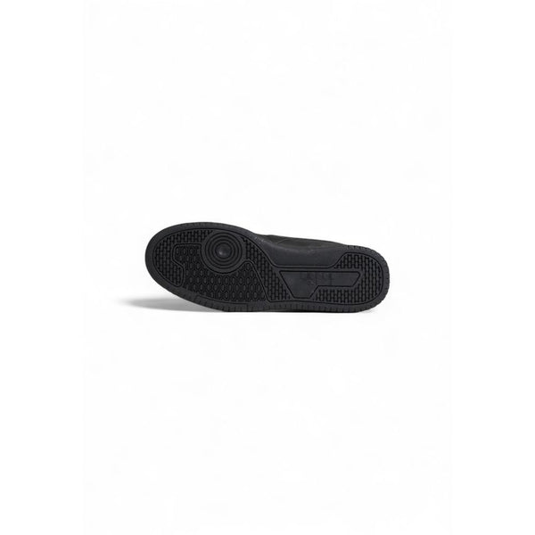 Schwarze Sneakers aus Kunstleder