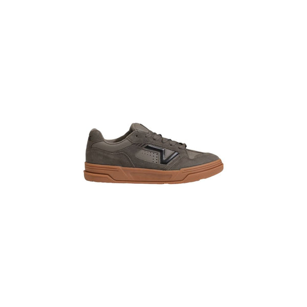Beigefarbene Wildleder-Sneakers mit niedrigem Schaft