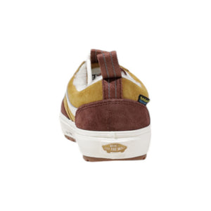 Beigefarbene Leder-Sneaker