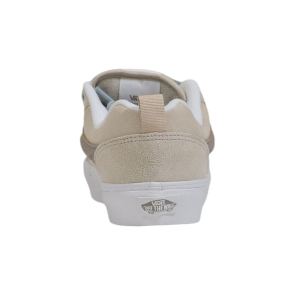 Beigefarbene Leder-Sneaker