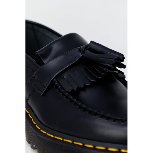 Schwarze Leder-Schnürstiefel