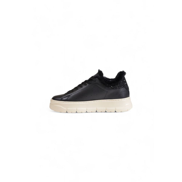 Schwarze Chunky-Sneaker aus Leder