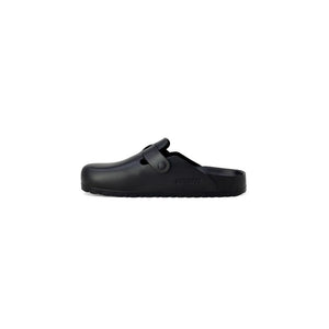 Schwarze Kunststoff-Clogs