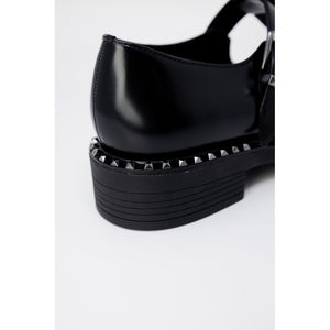Schwarze Leder-Schnürstiefel