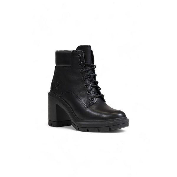 Schwarze High Heels aus recyceltem Leder