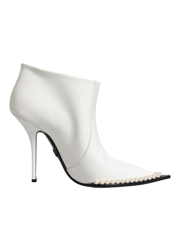 Weiße Kunstlederstiefelette mit Perlenbesatz Schuhe
