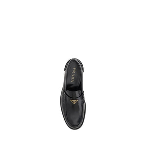 Schwarze Kalbsleder-Bos-Taurus-Slipper