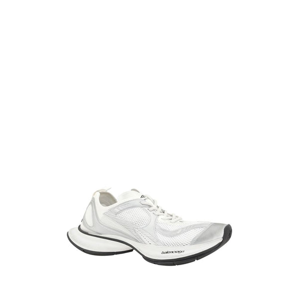 Weiße Polyethylen-Sportschuhe