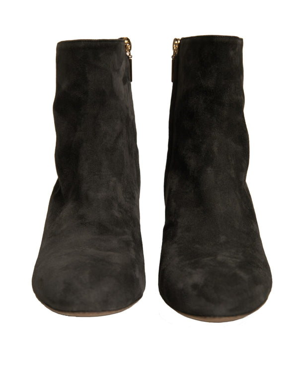 Schwarze verschönerte Absatzstiefel Schuhe