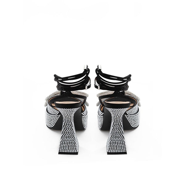 Schicke schwarze Leder-Plateaus für gehobenen Stil