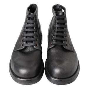 Schwarze Leder-Schnürstiefel