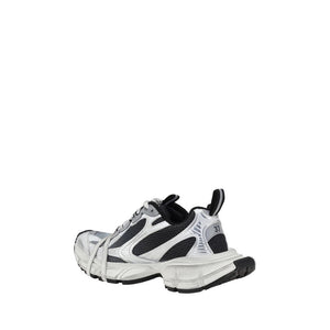 Bunte Stoff-Sneaker mit dicker Sohle
