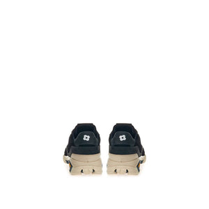 Schwarze Wildleder-Sneaker aus Leder