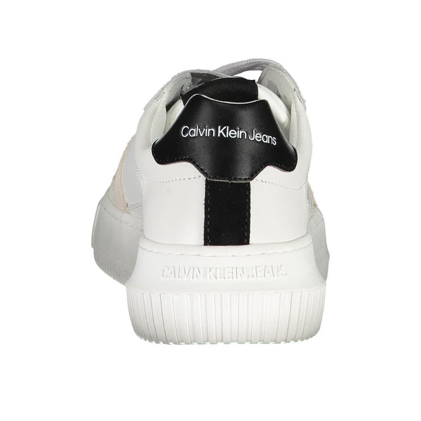 Sneaker aus weißem Polyester