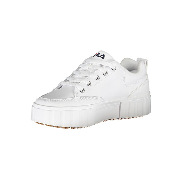Schicke weiße Keilsneakers mit gesticktem Detail