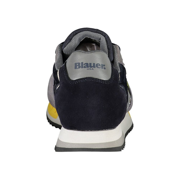 Erhöhen Sie Ihren Schritt: Blaue Kontrast-Schnürsneaker