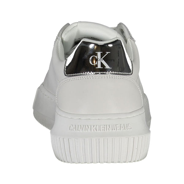 Sneaker aus weißem Polyester