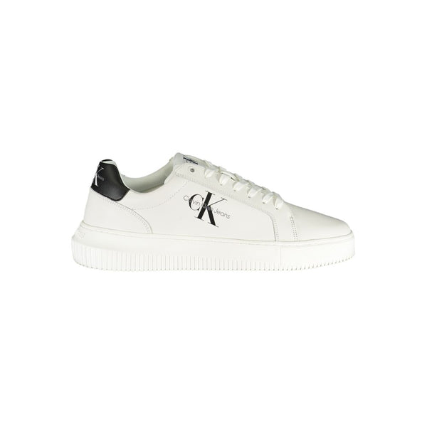 Raffinierte weiße Schnürsenkel-Sneakers