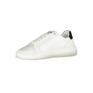 Raffinierte weiße Schnürsenkel-Sneakers