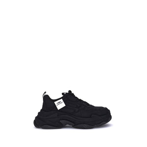 Schwarze Stoff-Sneaker mit klobiger Sohle