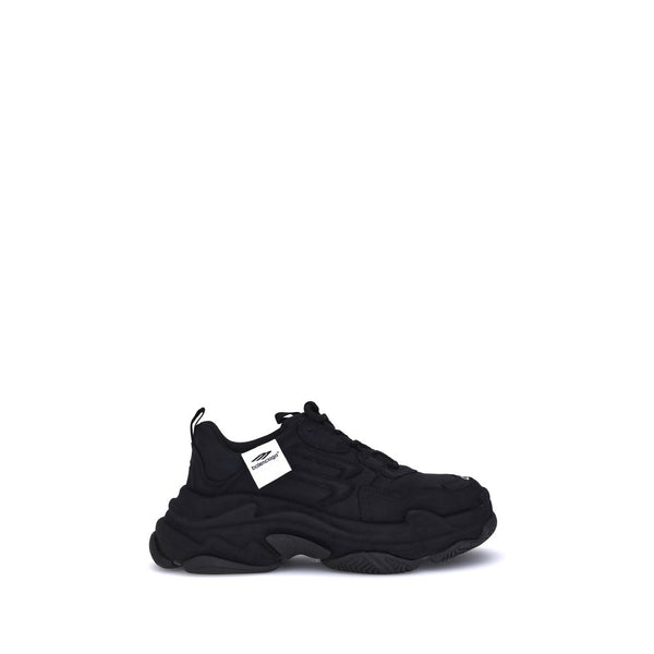 Schwarze Stoff-Sneaker mit klobiger Sohle