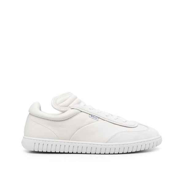 Weiße Sneakers aus Kalbsleder mit niedrigem Schaft