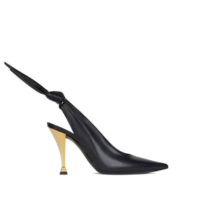 Schwarze Pumps aus Kalbsleder mit hohem Absatz