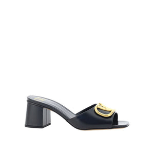 Schwarze Stilettosandalen aus Kalbsleder