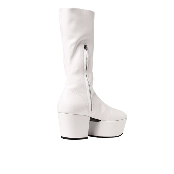 Weiße Polyethylen-Stiefel