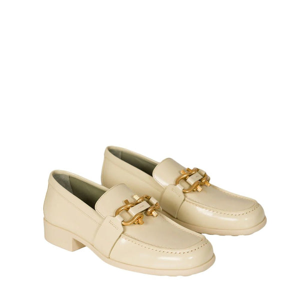 Weiße Loafer aus Kalbsleder