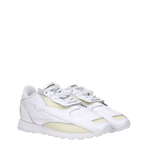 Weißes Leder Sportliche Turnschuhe