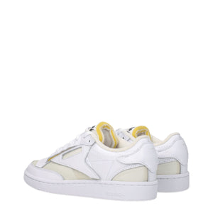 Weiße Stoff-Sneaker mit niedrigem Schaft