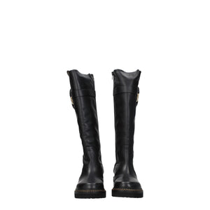 Schwarzes Leder Over The Knee