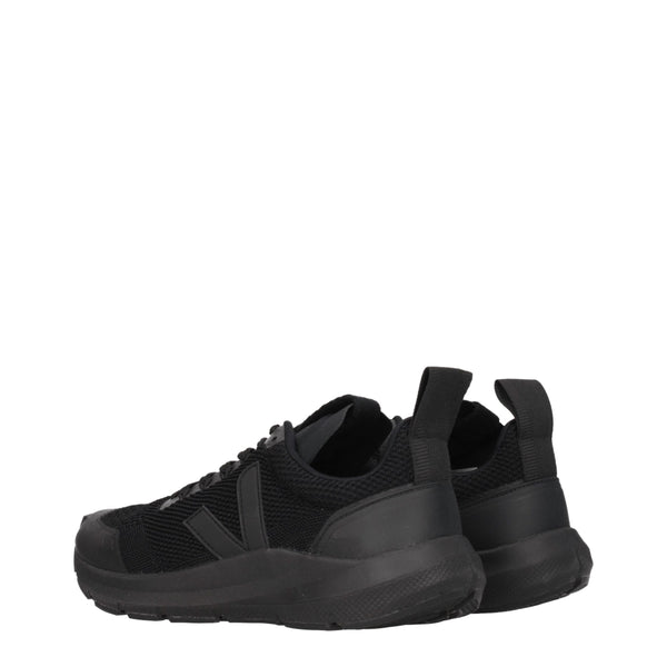 Schwarzer Stoff Sportliche Turnschuhe