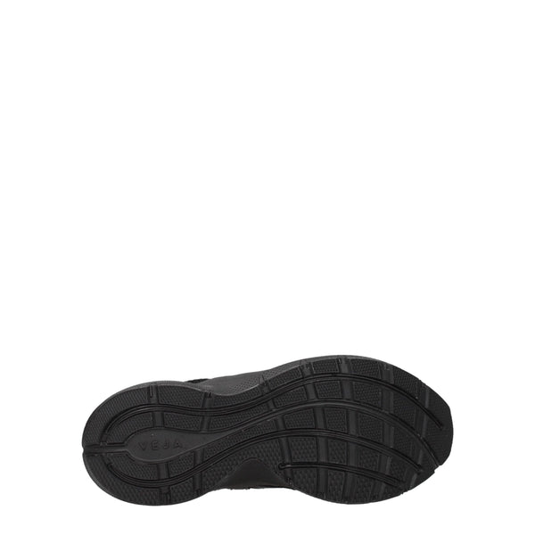 Schwarzer Stoff Sportliche Turnschuhe