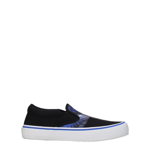 Slipper aus schwarzem Stoff