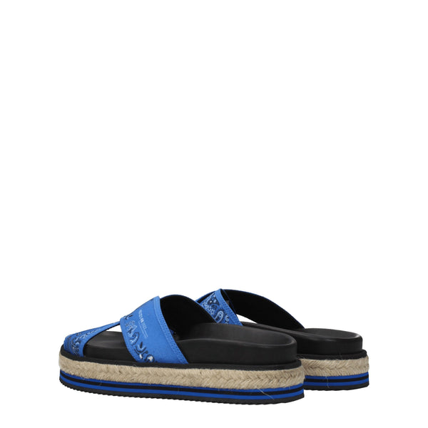 Blaue Stoff-Pantoffeln