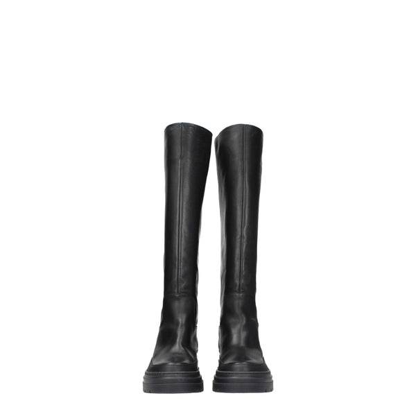 Schwarzes Leder Over The Knee