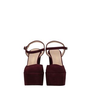 Rote Ledersandalen mit Plateauabsatz