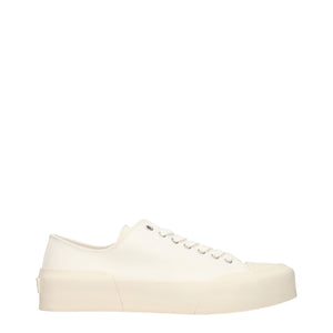 Beigefarbene Stoff-Sneaker mit niedrigem Schaft